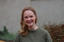 Alumna Izzy Collier Returns to Alleyn's Junior School Alumna Izzy Collier Returns to Alleyn's Junior School