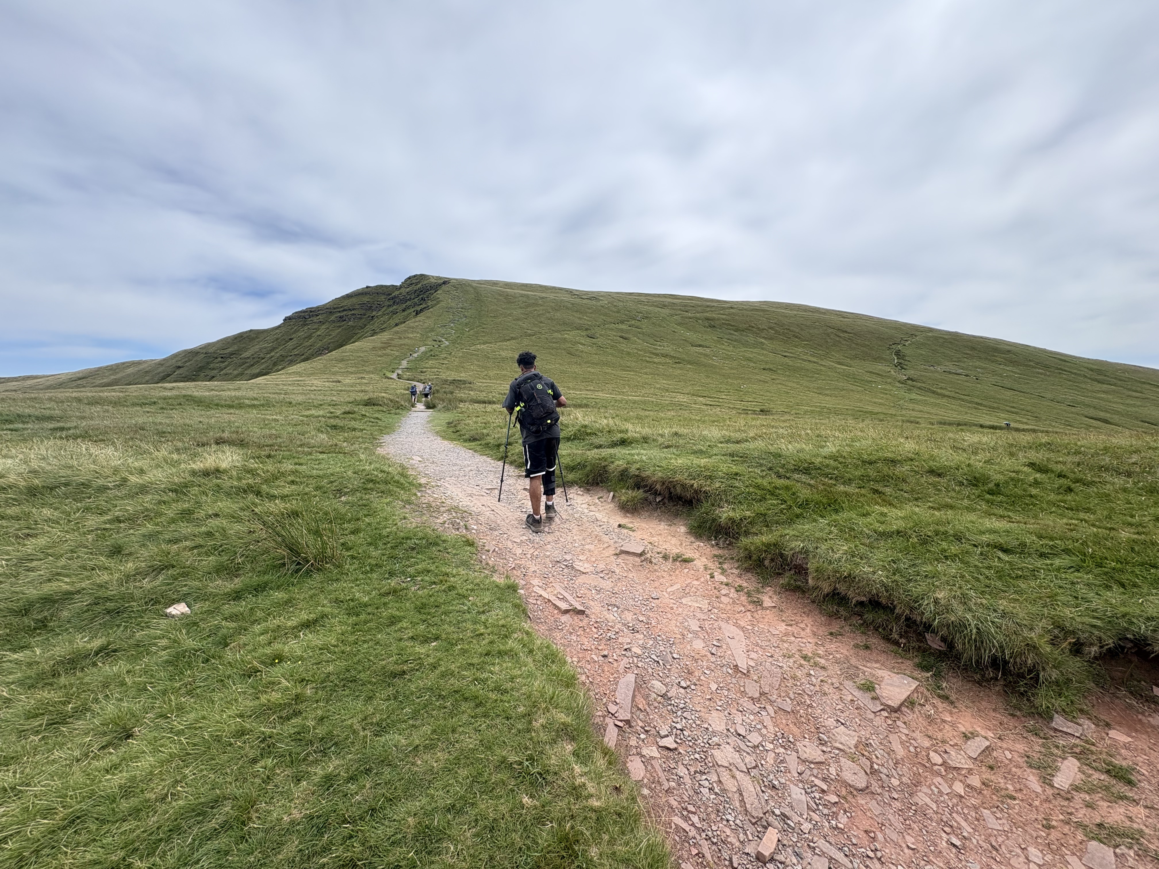 Gold DofE Students Complete Challenging Brecon Beacons Expedition