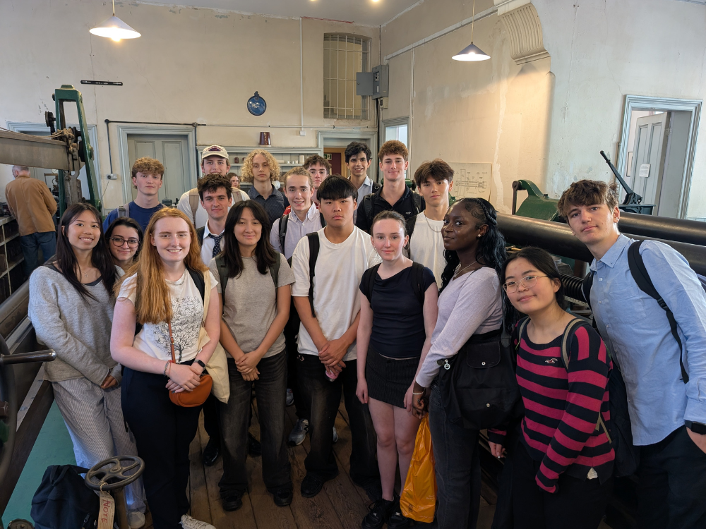 Year 12 Physicists Explore the Science of Strength at Kirkaldy Testing Works