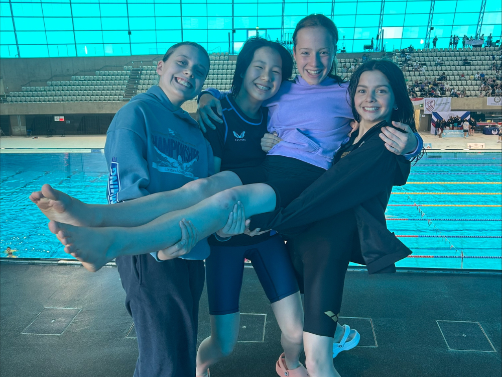 Alleyn’s Swimmers Break Records and Take Medals at World Championships 